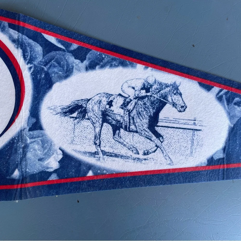 2001 Kentucky Derby 127th Churchill Downs Felt Pennant Banner